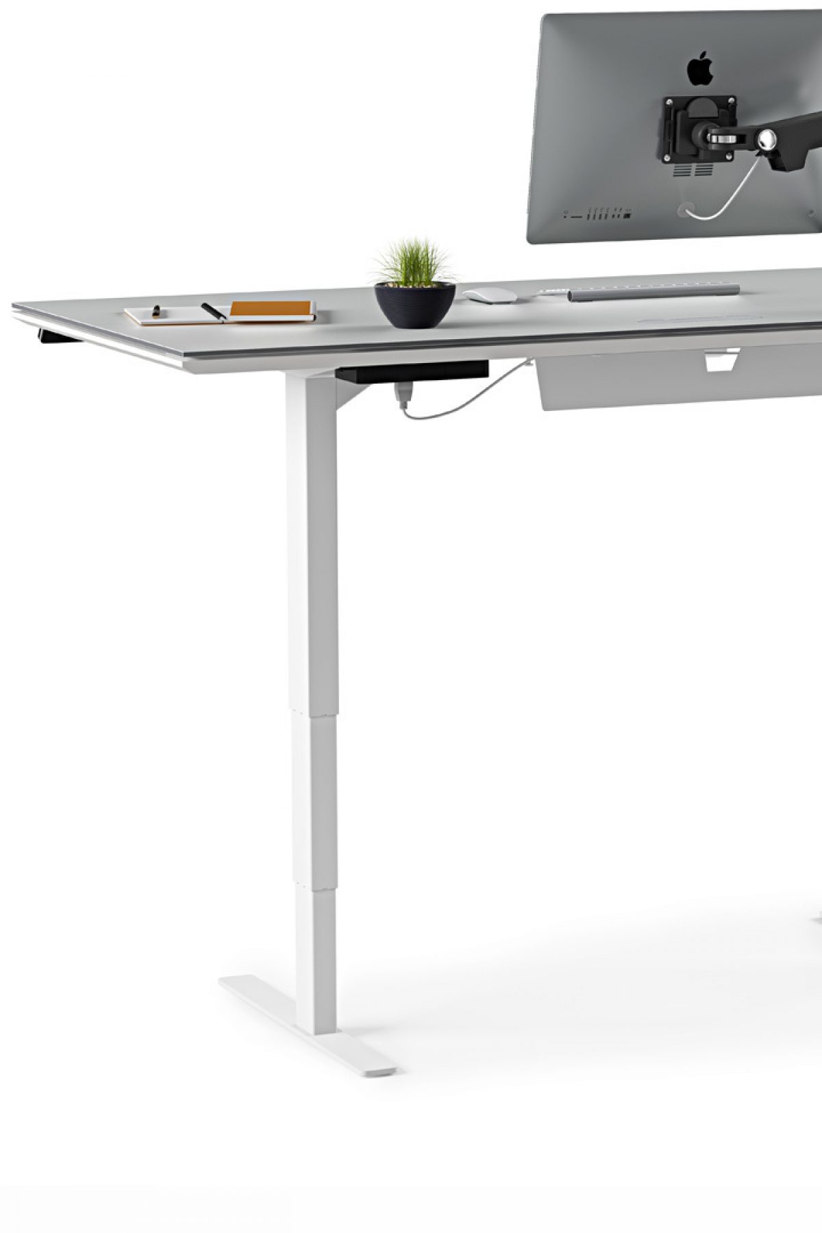 The Centro Lift Desk adjustable standing desk
